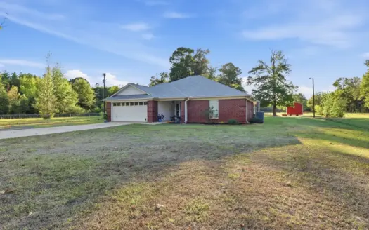 Hobby Farm Ready Brick Home on Acreage in Hooks, TX for Sale