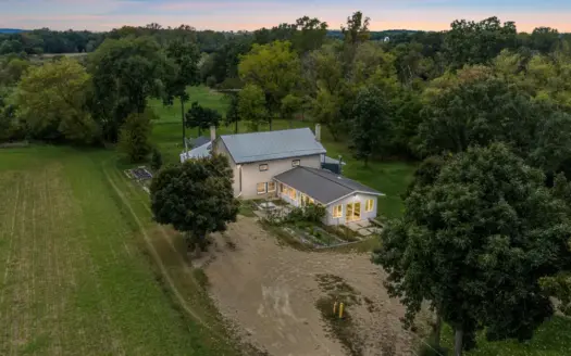 Columbia County 9 Bedroom Farmette on 19.5 Acres