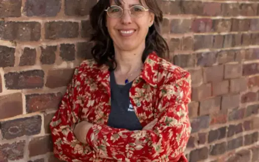 agent profile picture for Deborah Wildman on country homes website