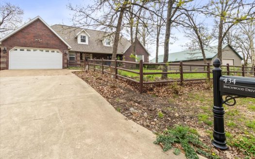 Theodosia Missouri golf property real estate listing photo 1