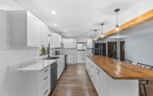 Home for Sale on Golf Course in EL Dorado Springs, MO