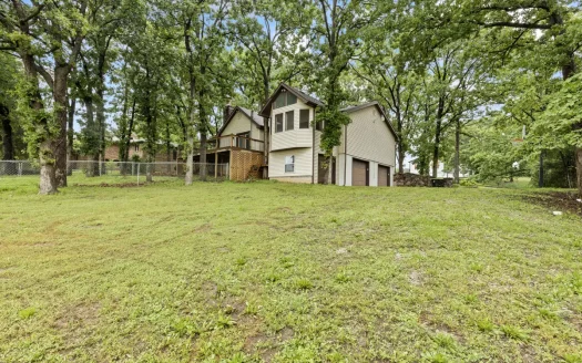 Home for Sale on Golf Course in EL Dorado Springs, MO