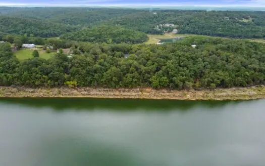 Build Your Dream Home Near Bull Shoals Lake & Golf Course