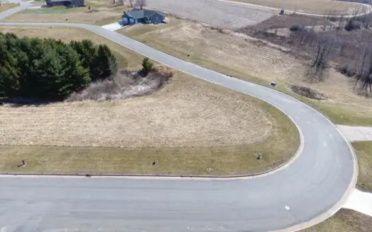 .6 Acre Lot with Golf Course Access in City of Viroqua