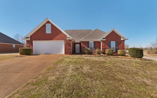 Brick Home for Sale – Creekside Subdivision in Milan, Tn
