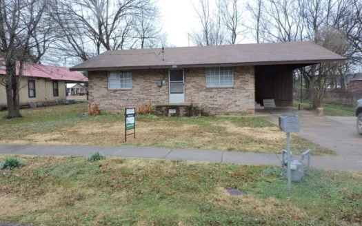 Small Starter Home That Is Move in Ready!