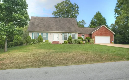 Home for Sale in West Plains, Mo., Quail Run Estates