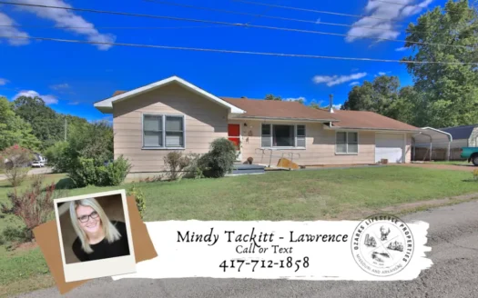 Home for Sale in Thayer Mo