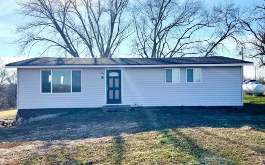 Home for Sale in Kingston, Missouri