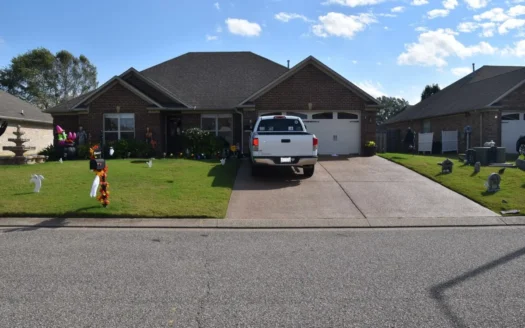 Brick Home in Wall Community in Jackson, Tn