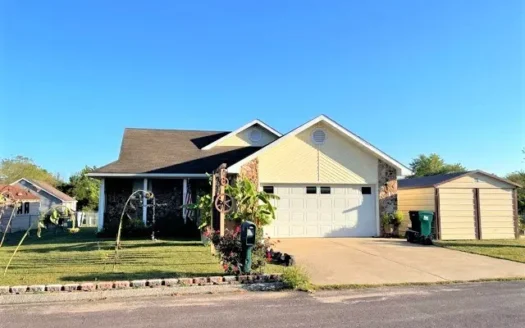 Southern Central Missouri Home for Sale!