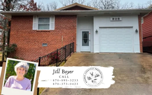 Retirement Home in Horseshoe Bend, Ar