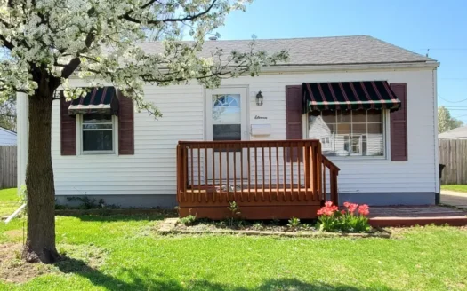 2 Bedroom Bungalow on Quiet Street