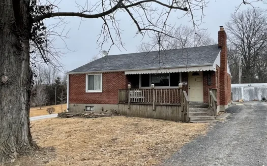 House on Large Lot in Bethany Missouri