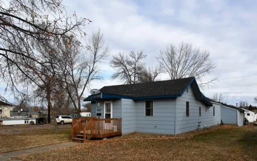 One Level, 3 Bedrooms, 1 Full Bath W/ Heated Double Garage