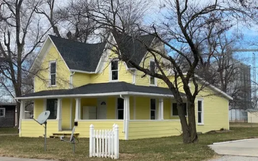 Cameron Mo 2 Story Home for Sale