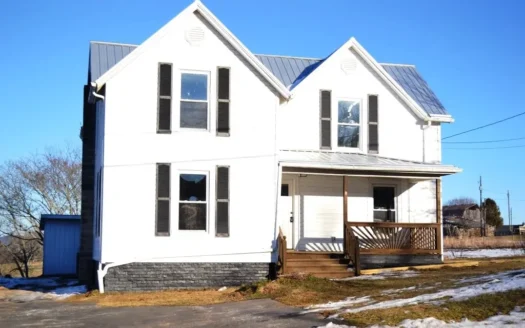 4 Bedroom 2 Bath Remodeled Home in Wytheville, Va