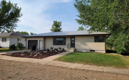 Home for Sale in Wibaux, Montana