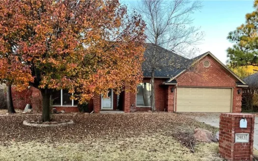 Home for Sale in Altus, Oklahoma