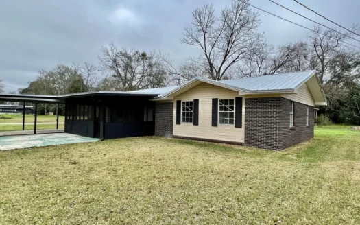 Home for Sale in Town Of Hartford, Alabama