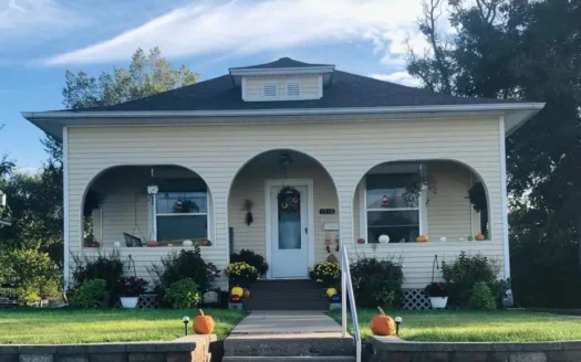 Hamilton, Il Why Rent when You Can Buy!