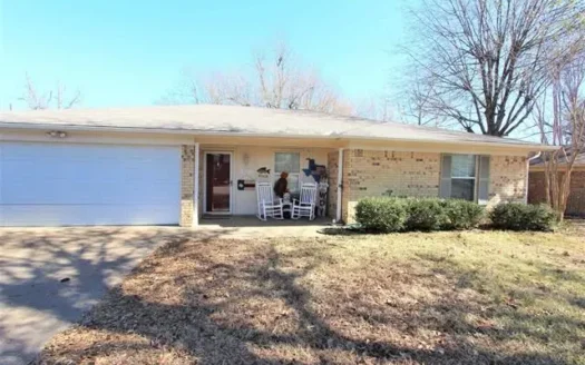 Home in Town for Sale Paris Texas Lamar County