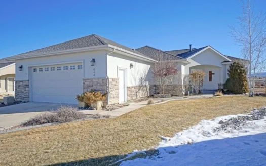 Patio Home for Sale in Town Montrose Co Golf Single Level