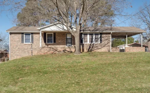 Home in Town for Sale in Columbia, Tennessee