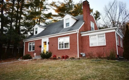 4 Br, 2 Ba Home for Sale in Wytheville, Va