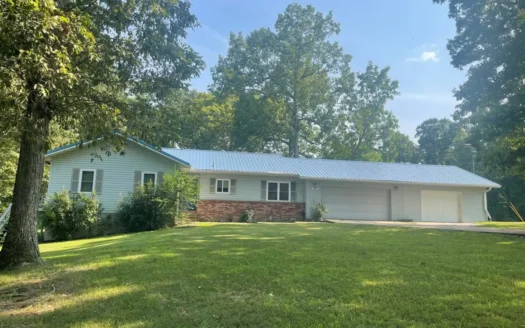 Home on Big Creek Ash Flat, Ar for Sale-reduced