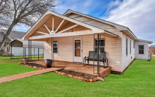 3 Bedroom Home for Sale Sayre, Oklahoma