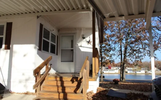 Moblile Home in Rolling Meadows Mobile Home Park Mt Home, Ar