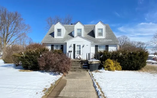 Albia, Ia Home for Sale