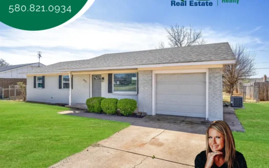 Home for Sale in Sayre, Oklahoma