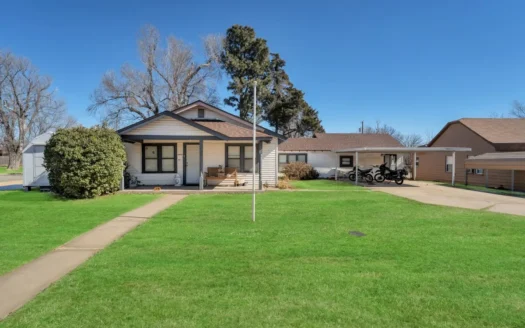 Home for Sale in Hobart, Oklahoma