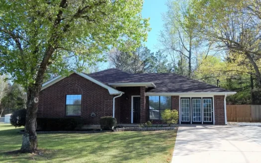 Home in Town for Sale Reno Texas Lamar County