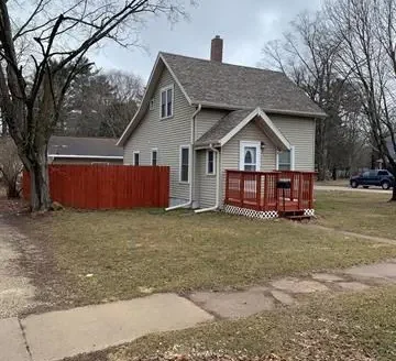 Home for Sale in the City Of Waupaca