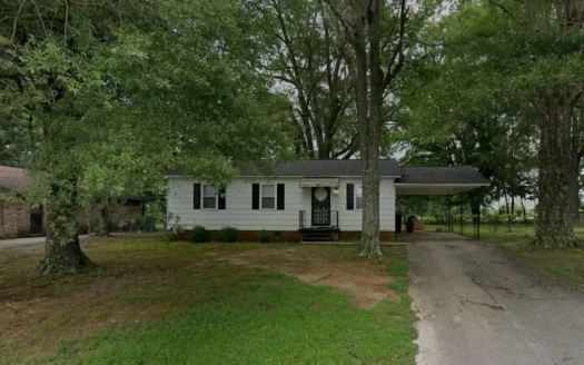 3 Br / 1 Ba – Investment Property – Single Family Home