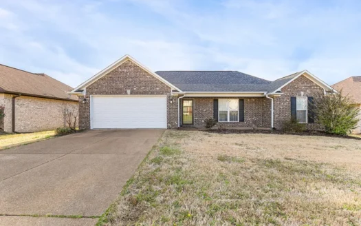 3 Br / 2ba Brick Home for Sale in Milan, Tennessee