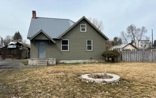 Nice Home in Hines, Oregon