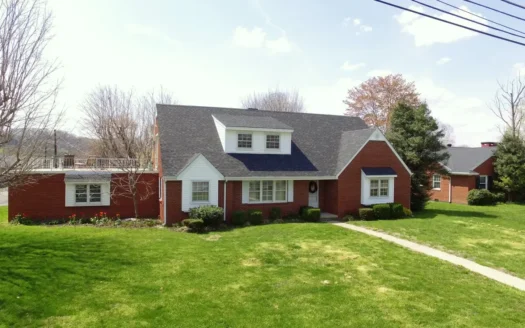 Brick Home in Town-great Location-2,700 Sq.ft.-liberty, Ky.