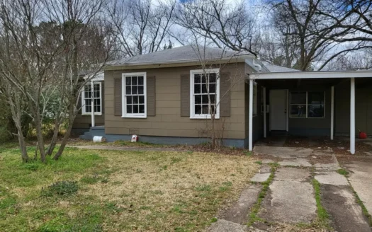 Investment Home in Town for Sale Paris Texas Lamar County
