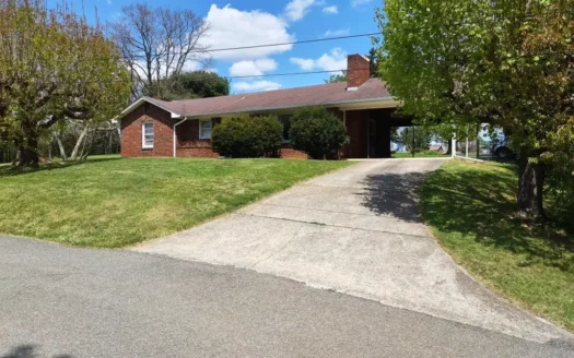 Brick Ranch in Wytheville, Va