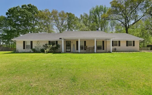 3 Br / 2 Ba Brick Ranch Style Home for Sale in Milan, Tn