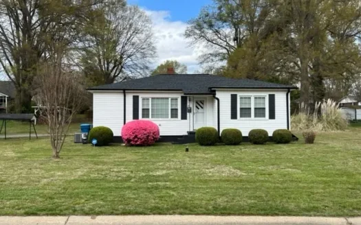 Cozy Home Location in the Town Of Taylorsville