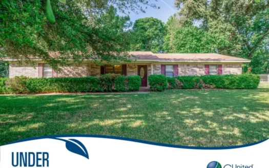 East Texas Home in Town