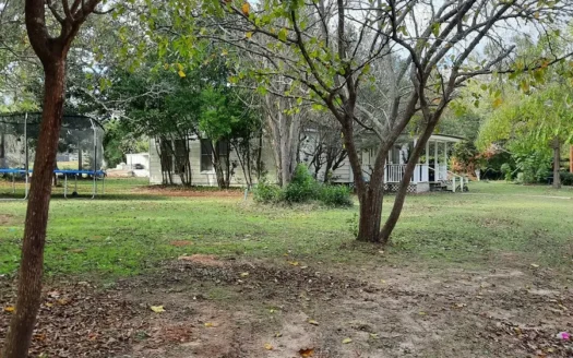 Country Home in Grapeland, Texas