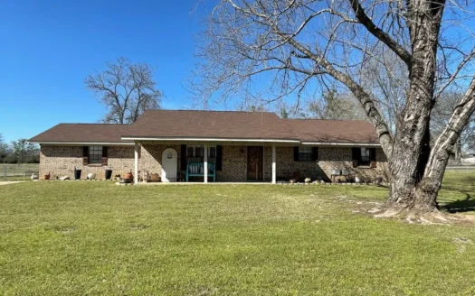 Country Home for Sale, Omaha Tx