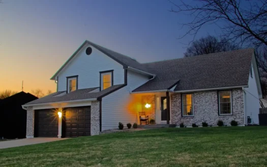 Home for Sale in Raymore Missouri