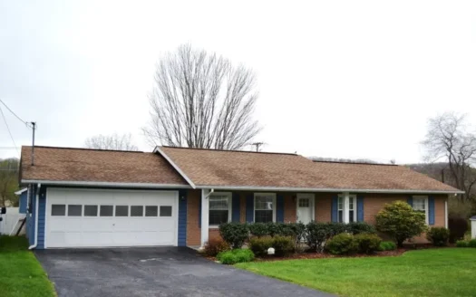 Brick Home in Christiansburg, Va with Fenced in Yard